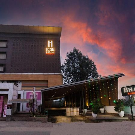Icon Business Hotel By Bhagini Bangalore Exterior foto