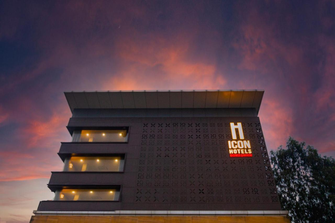 Icon Business Hotel By Bhagini Bangalore Exterior foto